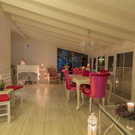 Duruhan Hotel Alacatı Bagian luar foto