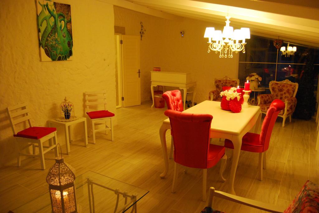 Duruhan Hotel Alacatı Bagian luar foto