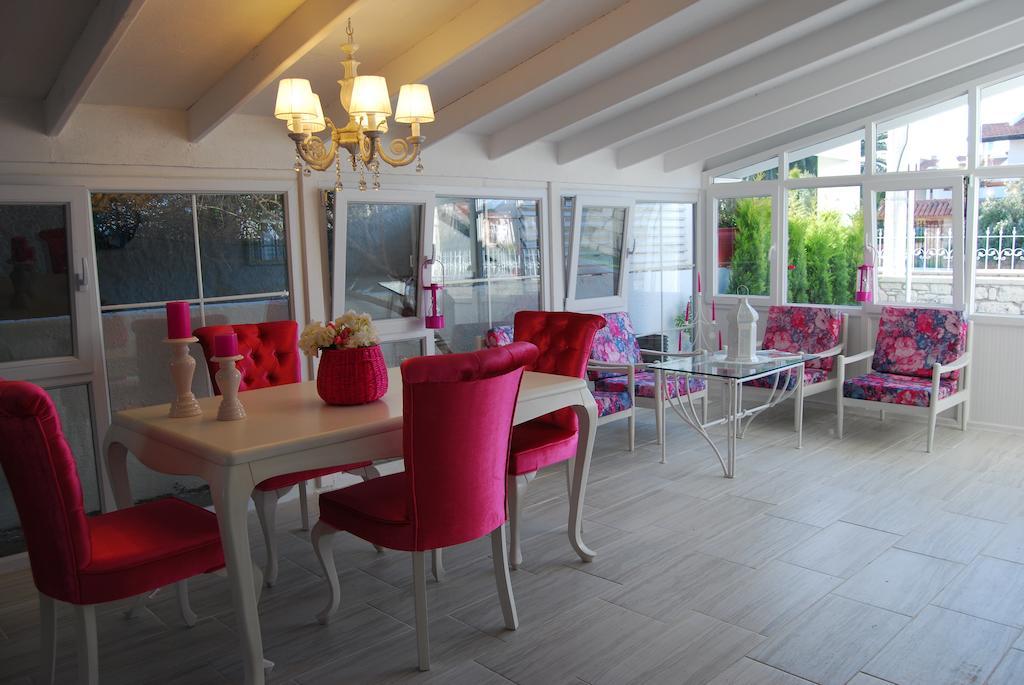 Duruhan Hotel Alacatı Bagian luar foto